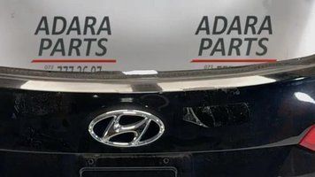 Задня емблема Hyundai Santa Fe 2017-2019 (NC restyle) 863002W010 1015362 фото