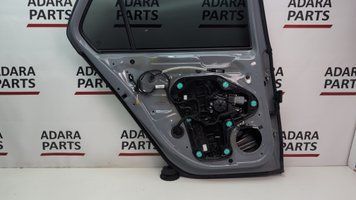 Ущільнювач дверей задніх лівих нижній Volkswagen Golf 2022-2024 (mk8) 5H4839699A9B9 1097660 фото