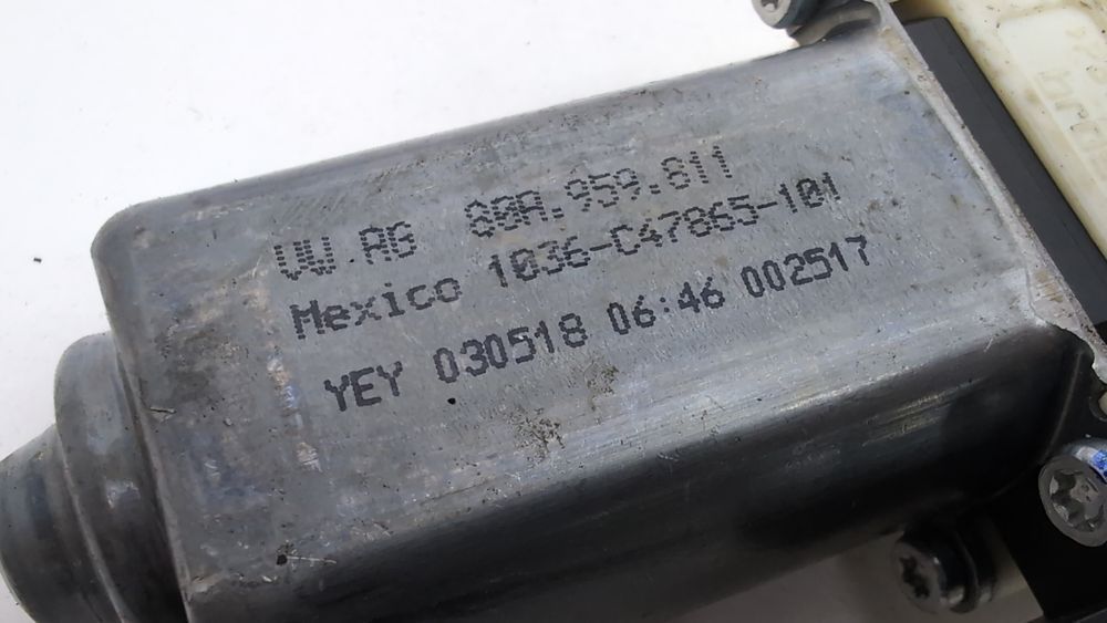 Мотор склопідйомника задньої правої двері Audi Q5 2018-2020 (80A) 80A959811 1101752 фото