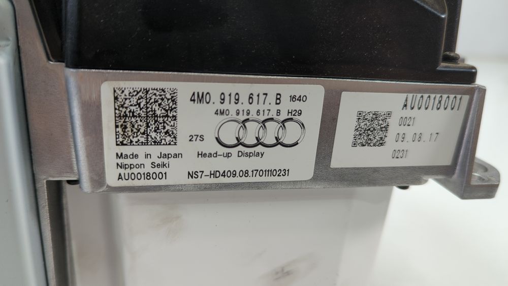 Проекция на лобовое стекло (дефект) Audi Q7 2017-2019 (4M) 4M0919617B 1044252 фото