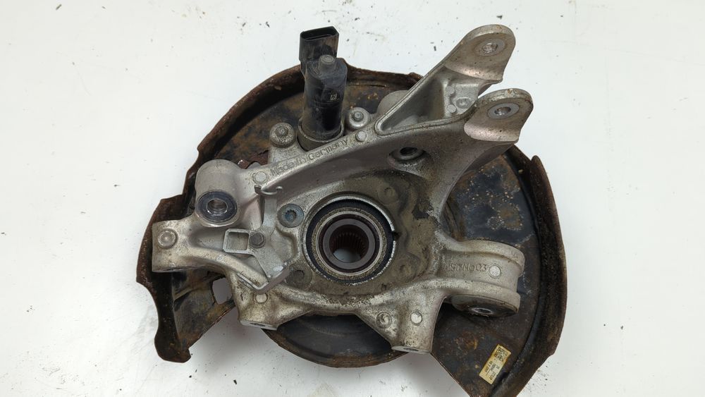 Цапфа (поворотный кулак) задняя (правая) Volkswagen Touareg 2010-2014 (7P 2nd gen) 7P0505436A 1038906 фото
