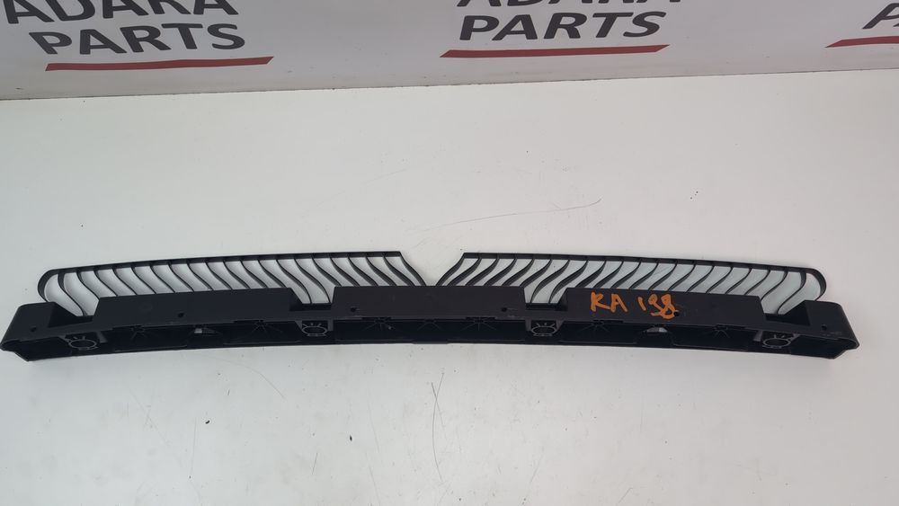 Кронштейн заднего бампера, центральный Volkswagen Golf 2022-2024 (mk8) 5H6807863 1097410 фото