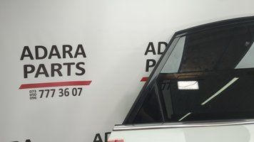 Бічна задня накладка задніх правих дверей Audi A8 2015-2018 (D4 restyle) 4H4853778B 1048003 фото