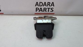 Ковпачок замка кришки багажника Audi S3 2013-2016 (8V) 4H0827520 1095718 фото
