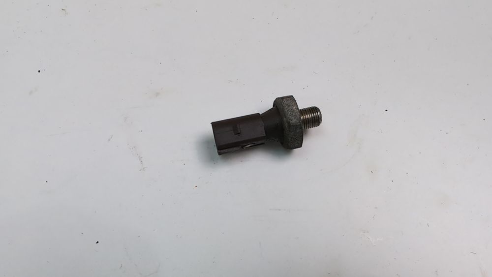Датчик тиску олії 0,55-0,85BAR коричневий Audi Q5 2018-2020 (80A) 06K919081H 1079676 фото