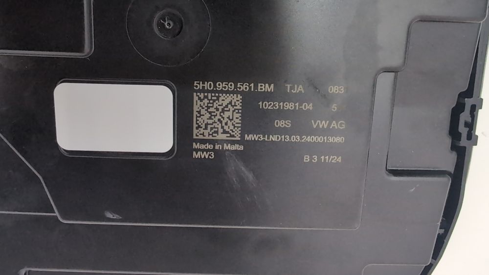 Плафон освітлення салону (дефект) Volkswagen Golf 2022-2024 (mk8) 5H0959561BMTJA 1097260 фото