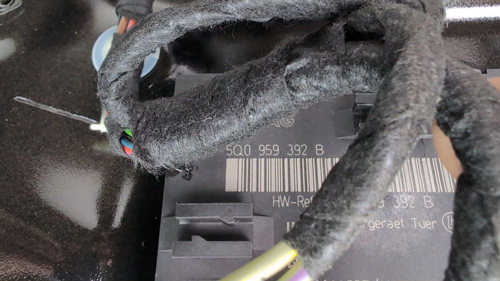 Блок керування дверей передньої правої Audi A3 2013-2016 (8V) 5Q0959592BZ00 1081355 фото