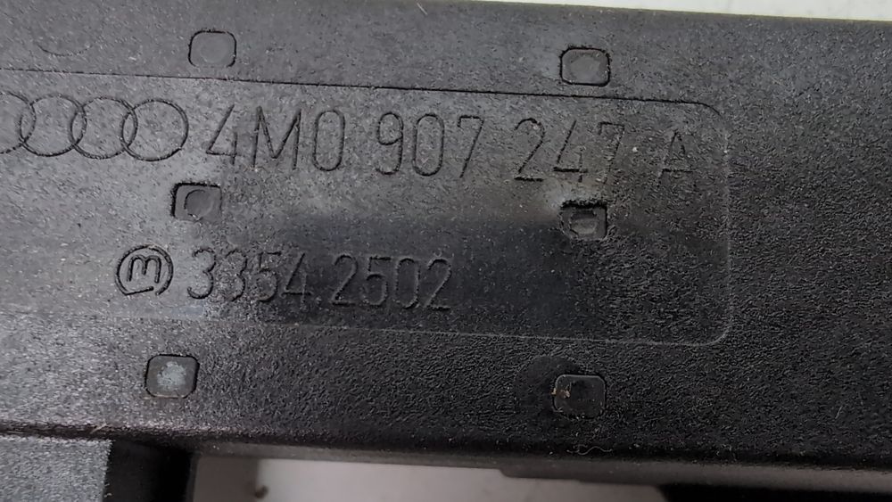 Антена безключового доступу keyless консоль Audi A6 2019-2023 (C8) 4M0907247A 1098313 фото