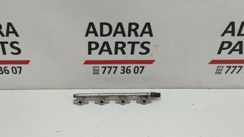 Паливна рейка рампа з датчиком Audi A8 2015-2018 (D4 restyle) 160115AA305 1038877 фото