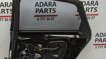 Уплотнитель стекла двери задней правой внутренний Audi A4 2016-2019 (B9) 8W0839480 1059540 фото