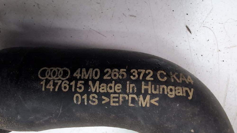 Шланг системи охолодження 3 Audi Q7 2017-2019 (4M) 4M0265372C 1098714 фото