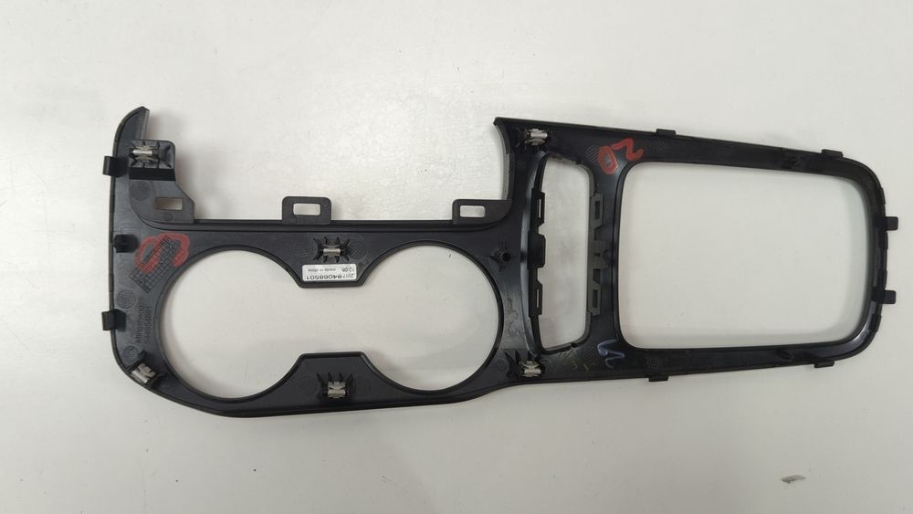 Декоративная накладка консоли Chevrolet Cruze 2016-2018 (D2LC 2nd gen) 84068501 1035687 фото