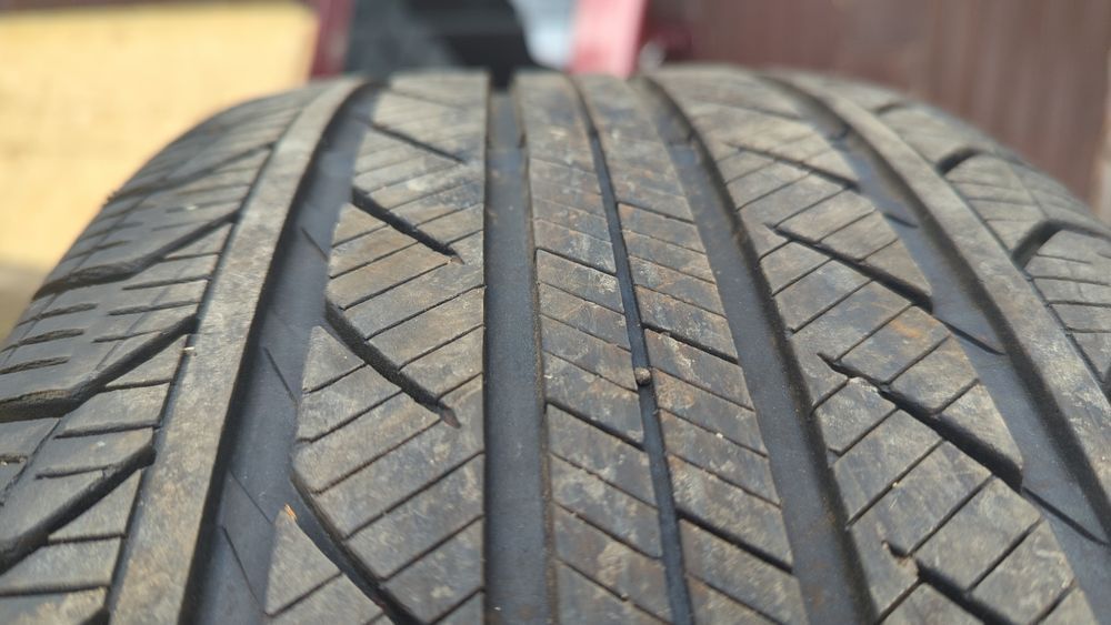 Комплект дисків із гумою R19 (дефект) Mercedes Benz GLA 2017 - 2020 (X156) A1564012600 1050244 фото