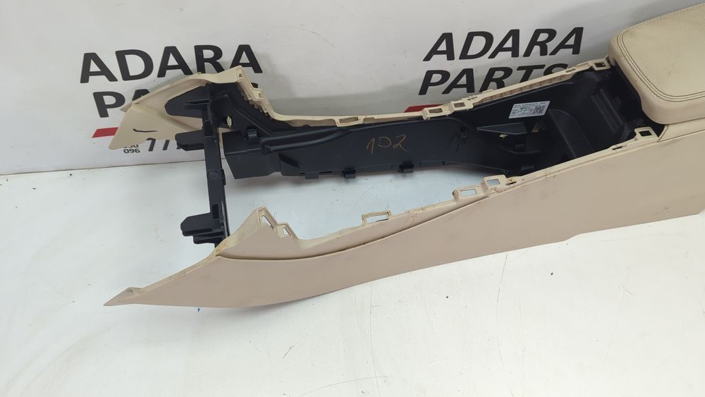 Центральна консоль гола Mercedes Benz GLA 2017-2019 (X156) A1766801450 1050185 фото