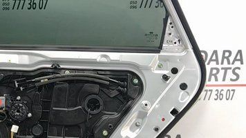 Трос замку двері задньої правої у зборі Hyundai Sonata Hybrid 2009-2014 (YF) 814723S000 1020519 фото