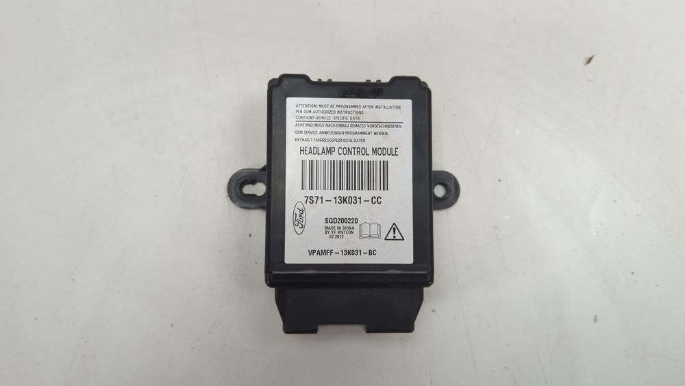 Блок керування світлом Ford Escape 2013-2016 (3rd gen C520) 7S7Z13K031A 1049563 фото