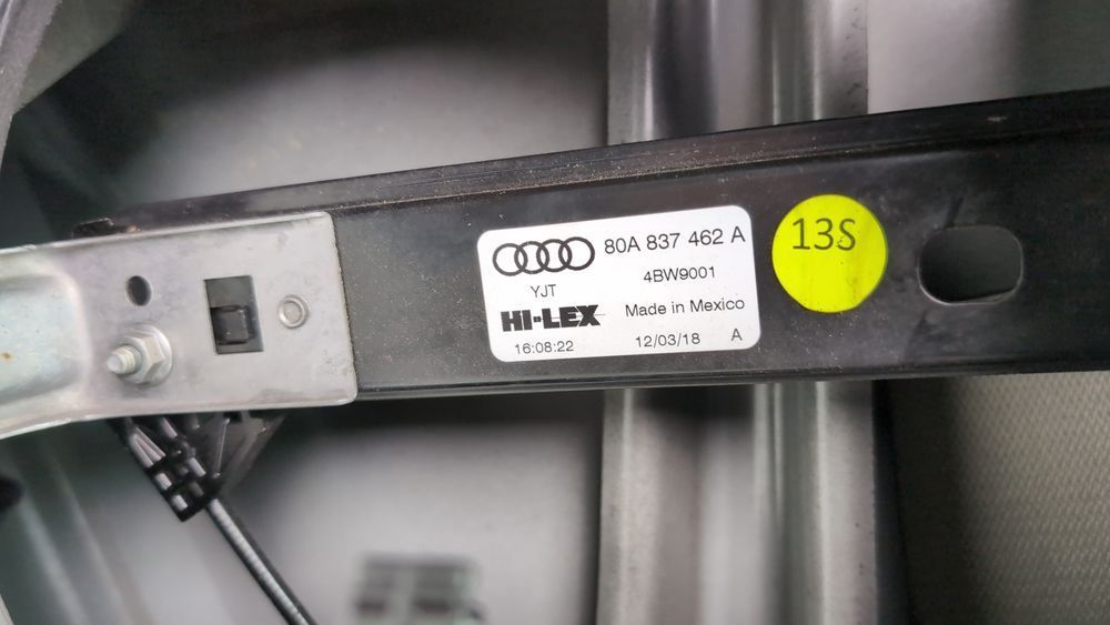 Механизм стеклоподъемника двери передней правой Audi Q5 2018-2020 (80A) 80A837462A 1082644 фото