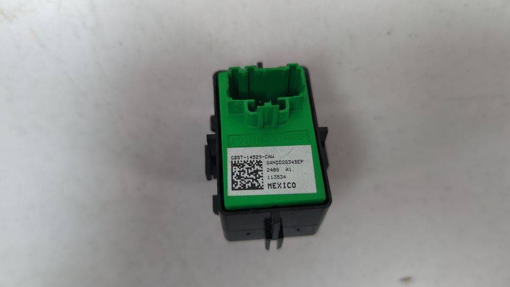 Кнопка стеклоподъемника двери передней правой Ford Explorer 2018-2019 (U502 2nd restyle) GB5Z14529CB 1056195 фото