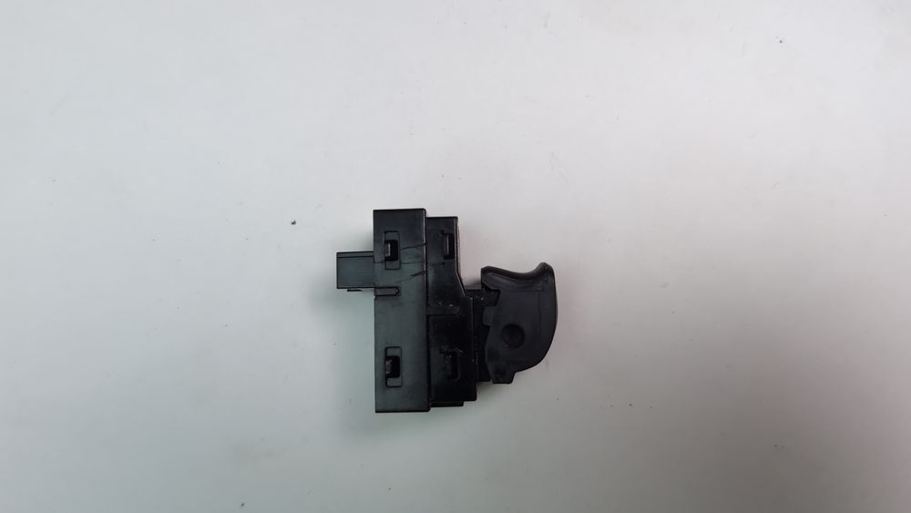 Кнопка управление стеклоподъемником BMW 2 Series Gran Coupe 2020-2024 (F44) 61317950756 1078072 фото