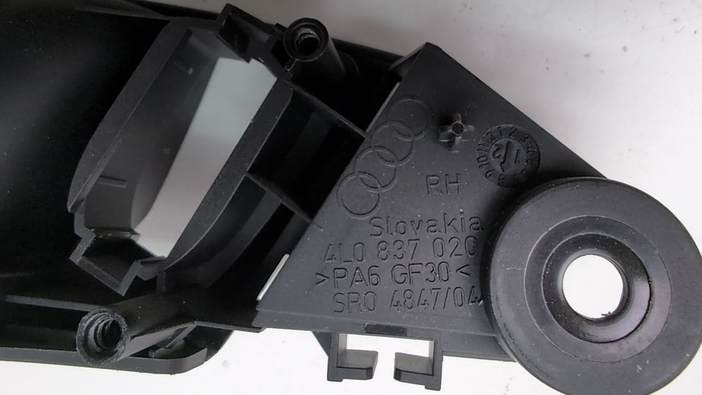 Ручка двери правой внутренняя Audi Q7 2009-2015 (4L restyle) 4L0837020AH77 1077645 фото