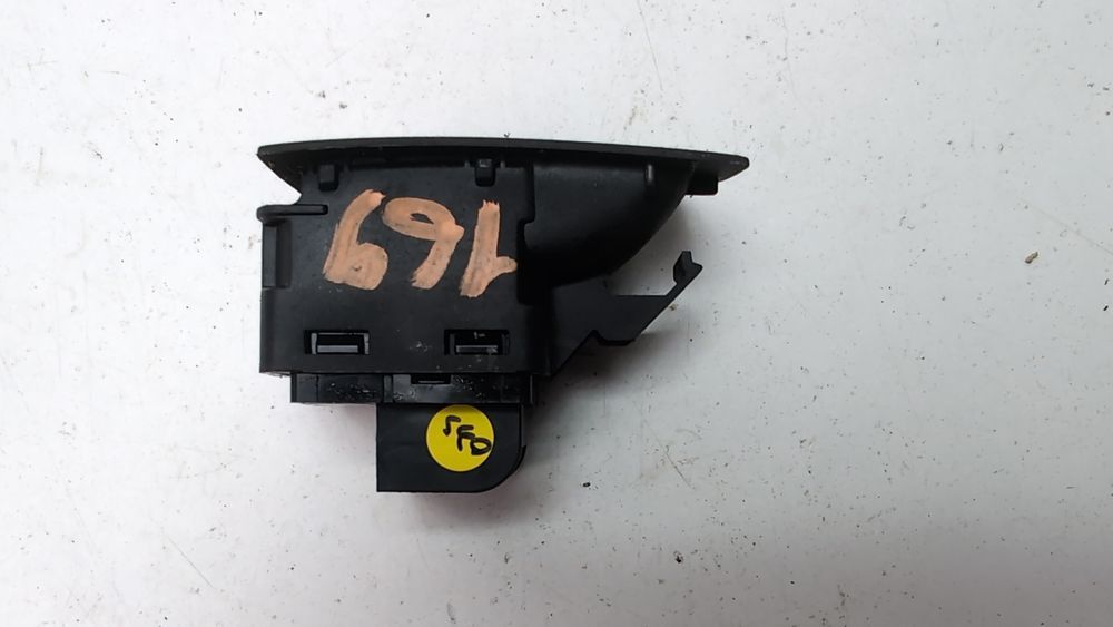 Накладка кнопки привода замка багажника Audi A3 2013-2016 (8V) 8V59598296PS 1082806 фото