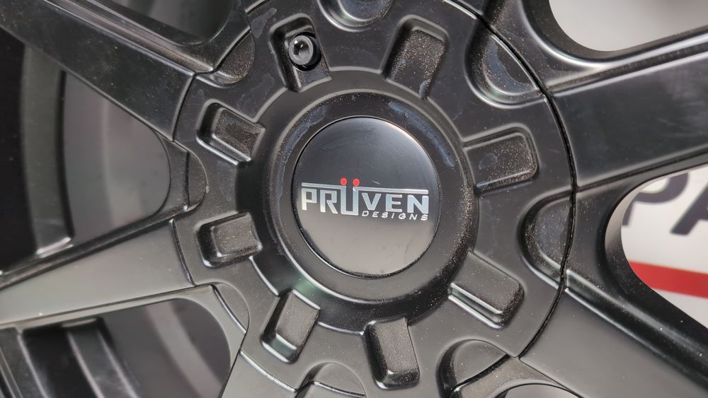 Диски поштучно Pruven Designs R17 (дефект) Volkswagen Golf 2022-2024 (mk8) 1096378 фото