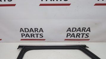 Молдинг двері задньої лівої верхній Audi Q5 2018-2020 (80A) 80A839643B 1101859 фото