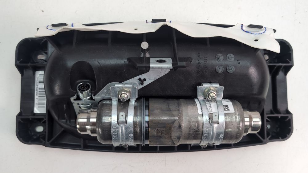 Подушка безпеки (AIRBAG) пасажирська Mercedes Benz GLA 2017 - 2019 (X156) A1178600302 1071212 фото
