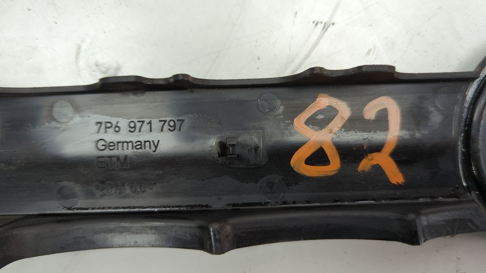 Кабельная шахта(крышка) Volkswagen Touareg 2010-2014 (7P 2nd gen) 7P6971797 1038795 фото