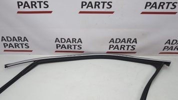 Молдинг двері передньої лівої верхній Audi Q5 2018-2020 (80A) 80A837643B 1101858 фото
