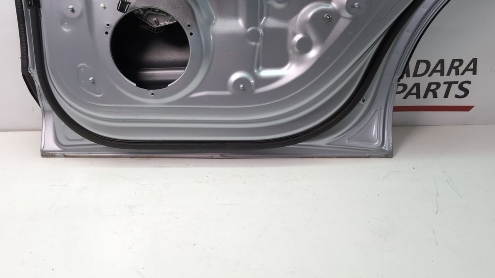 Дверь задняя правая (дефект) Audi Q7 2017-2019 (4M) 4M0833052E 1081236 фото