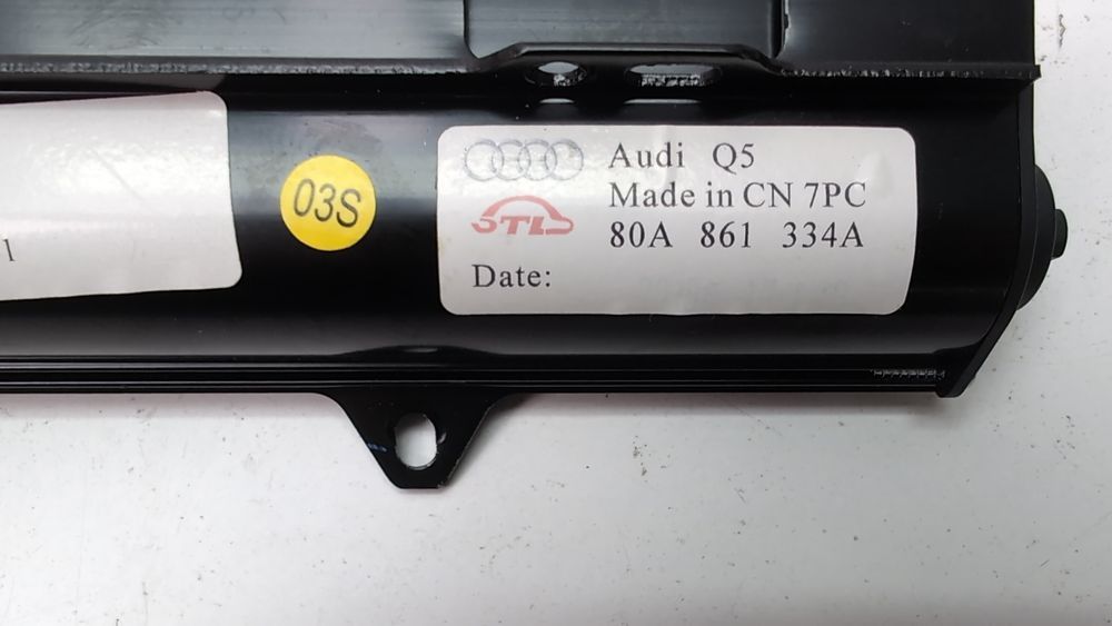 Солнцезащитная шторка стекла двери задней правой Audi Q5 2018-2020 (80A) 80A861334AQBC 1081500 фото