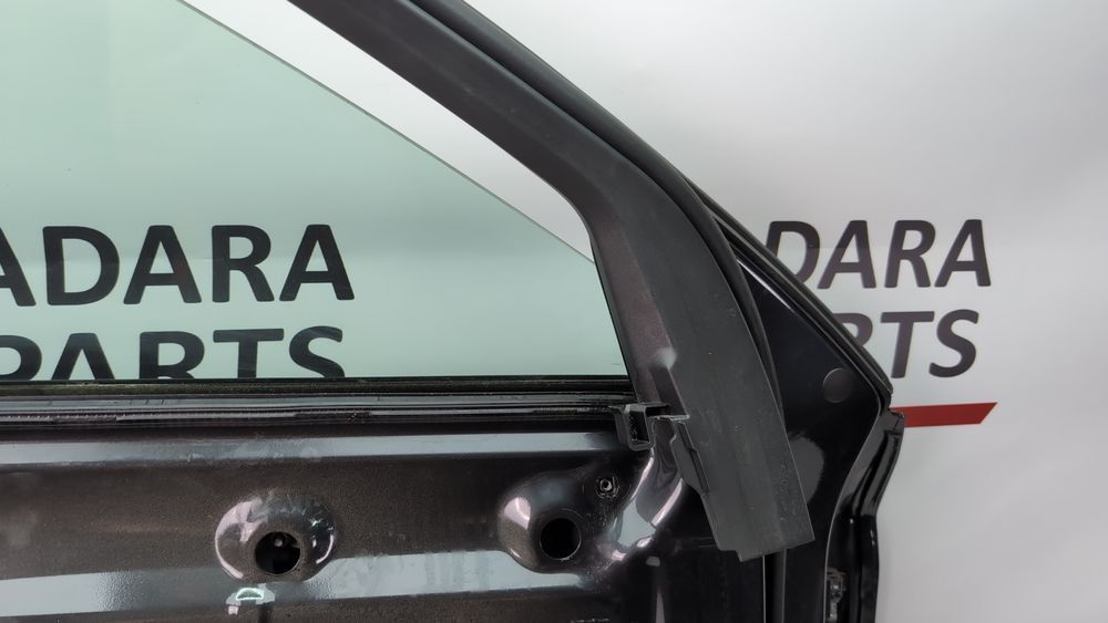 Накладка проёма стекла двери передней левой Audi Q5 2018-2020 (80A) 80A8676094PK 1074209 фото