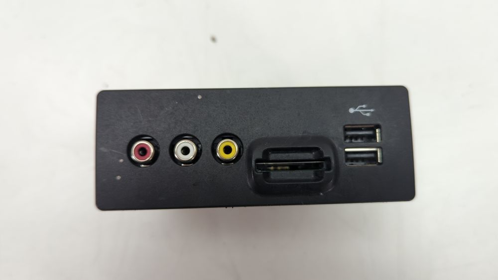 Блок USB/CD/RCA Ford Escape 2013-2016 (3rd gen C520) BT4Z19A387B 1049547 фото