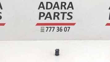Кнопка пам'яті сервоприводу багажника Subaru Outback 2015-2017 (B15) 83002AL03A 1024184 фото