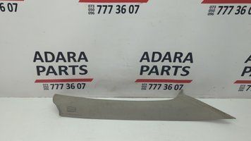 Накладка передньої стійки верхня права Audi A8 2015-2018 (D4 restyle) 4L0867234BH82 1069181 фото