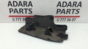 Накладка захист важеля ліва Audi S5 2016-2019 (F5(8W6)) 8W0505415E 1050684 фото