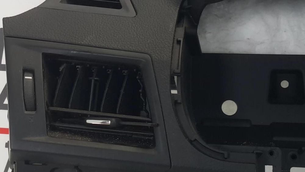 Торпедо (передня панель) гола (дефект) Subaru Outback 2010-2014 (B14) 66050AJ00A 1001456 фото