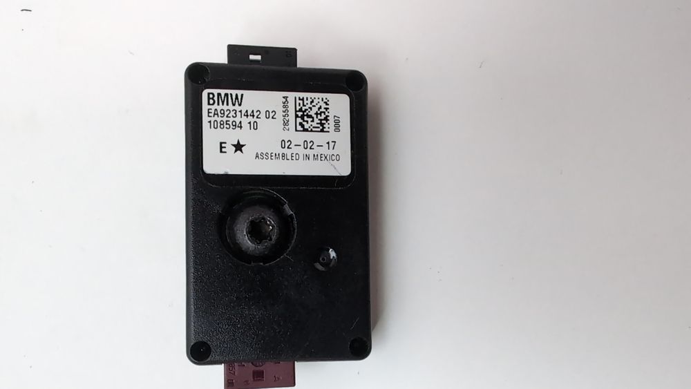 Помехоподавляющий фильтр антенны BMW 3 Series 2016-2018 (F30 Restyle rest) 65209231442 1092791 фото