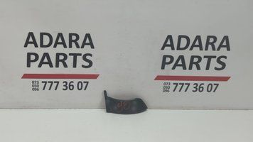 Накладка петлі кришки багажника лев Audi Q7 2017-2019 (4M) 4M08272799B9 1046998 фото