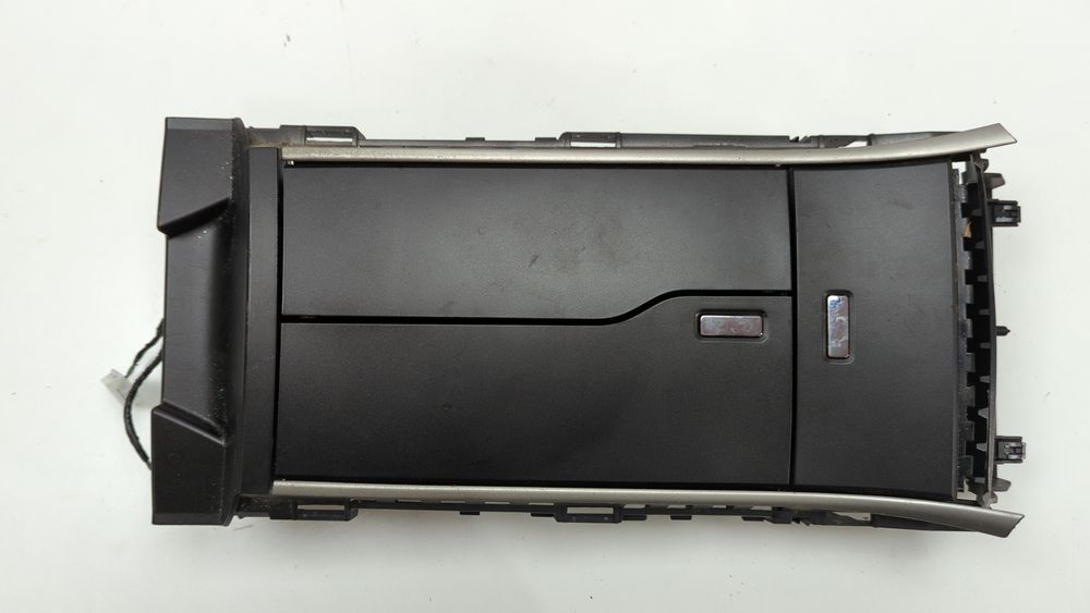Бардачок тонеля центрального Lincoln MKZ 2013 - 2016 (2nd gen) DP5Z54045A76AA 1039519 фото