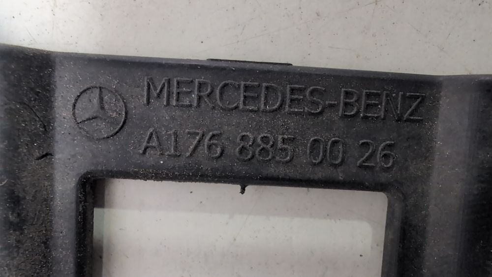 Крышка радарного датчика Mercedes Benz CLA250 2017-2019 (C117 restyle) A1768850026 1096822 фото