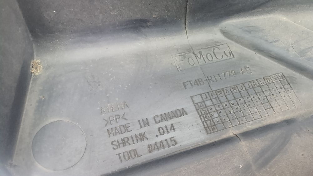 Захист днища правий задній (дефект) Ford Edge 2015-2018 (CD4) FT4Z5811779A 1100558 фото