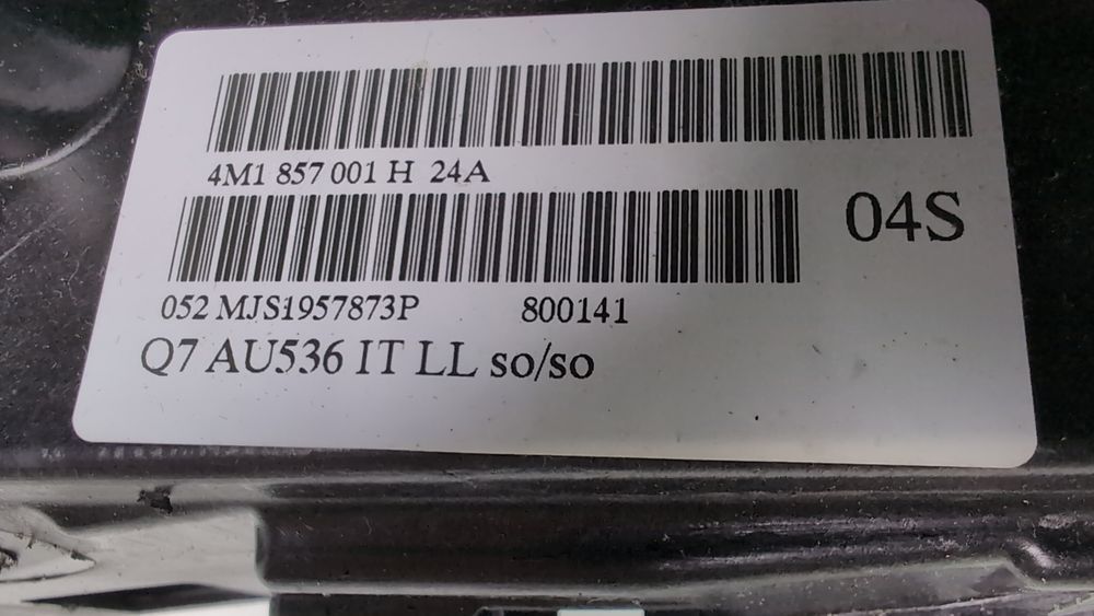 Торпедо передня панель гола (дефект) Audi Q7 2017-2019 (4M) 4M1857001H24A 1094067 фото