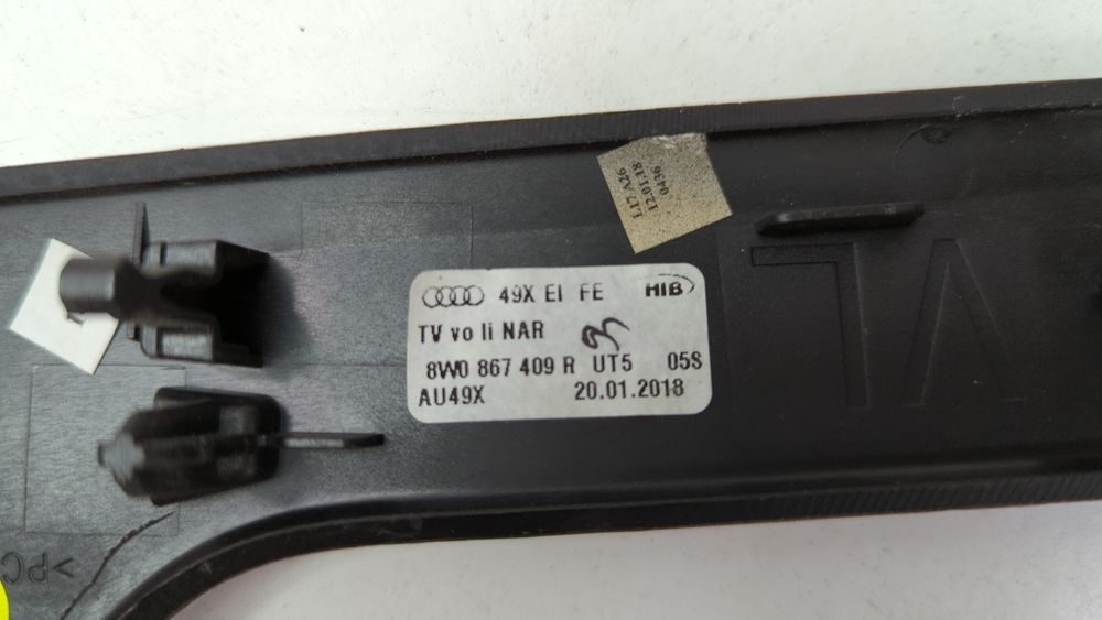 Декоративная накладка карты двери передней левой Audi A4 2016-2019 (B9) 8W0867409RUT5 1063430 фото