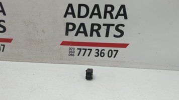 Кнопка пам'яті сервоприводу багажника Subaru Outback 2015-2017 (B15) 83002AL03A 1053104 фото