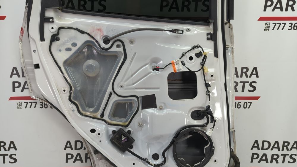 Механизм ручки двери задней левой Ford Escape 2013-2016 (3rd gen C520) CJ5Z5826685B 1049259 фото