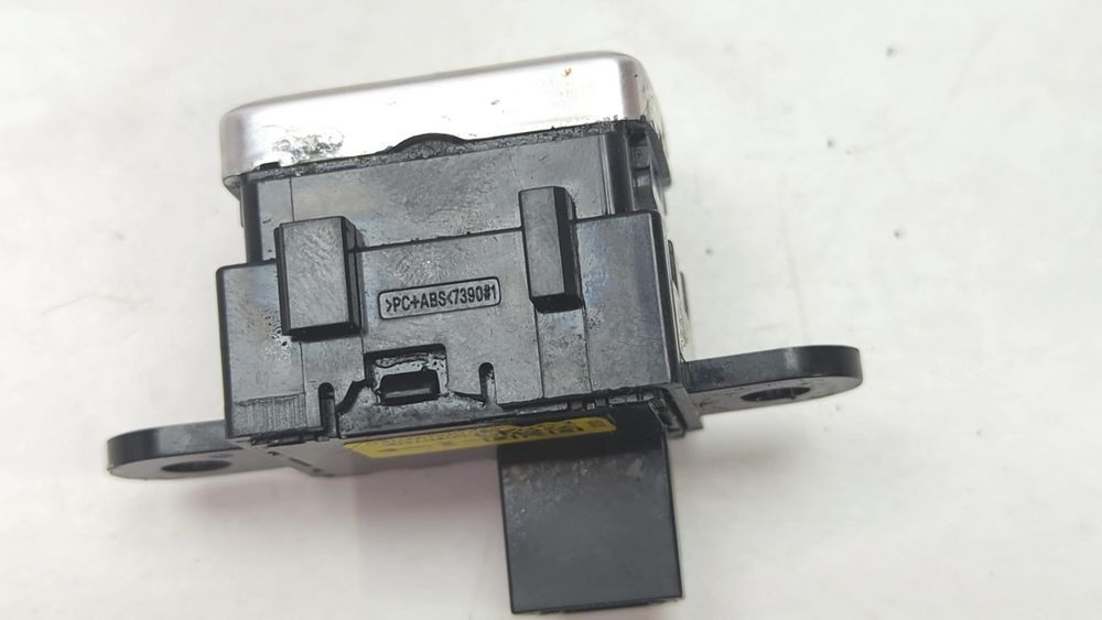 Перемикач режимів акпп (коробки передач) (дефект) Mazda 6 2014-2017 (GL) GMJ666YK0 1031218 фото