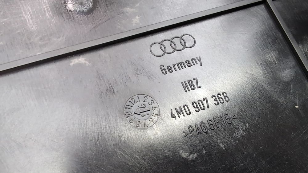 Кронштейн блоку комфорту Audi Q7 2017-2019 (4M) 4M0907368 1106106 фото