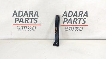 Напрямне скло дверей ліве Ford Mustang 2018-2023 (S550 restyle) FR3Z6302565B 1009817 фото